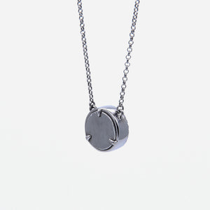 ETERNITY 緣 Necklace in Black Jade