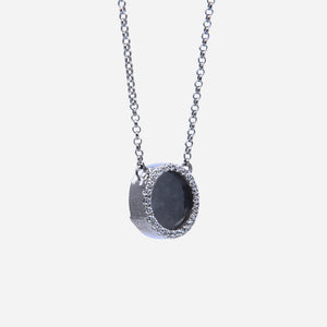 ETERNITY 緣 Necklace in Black Jade