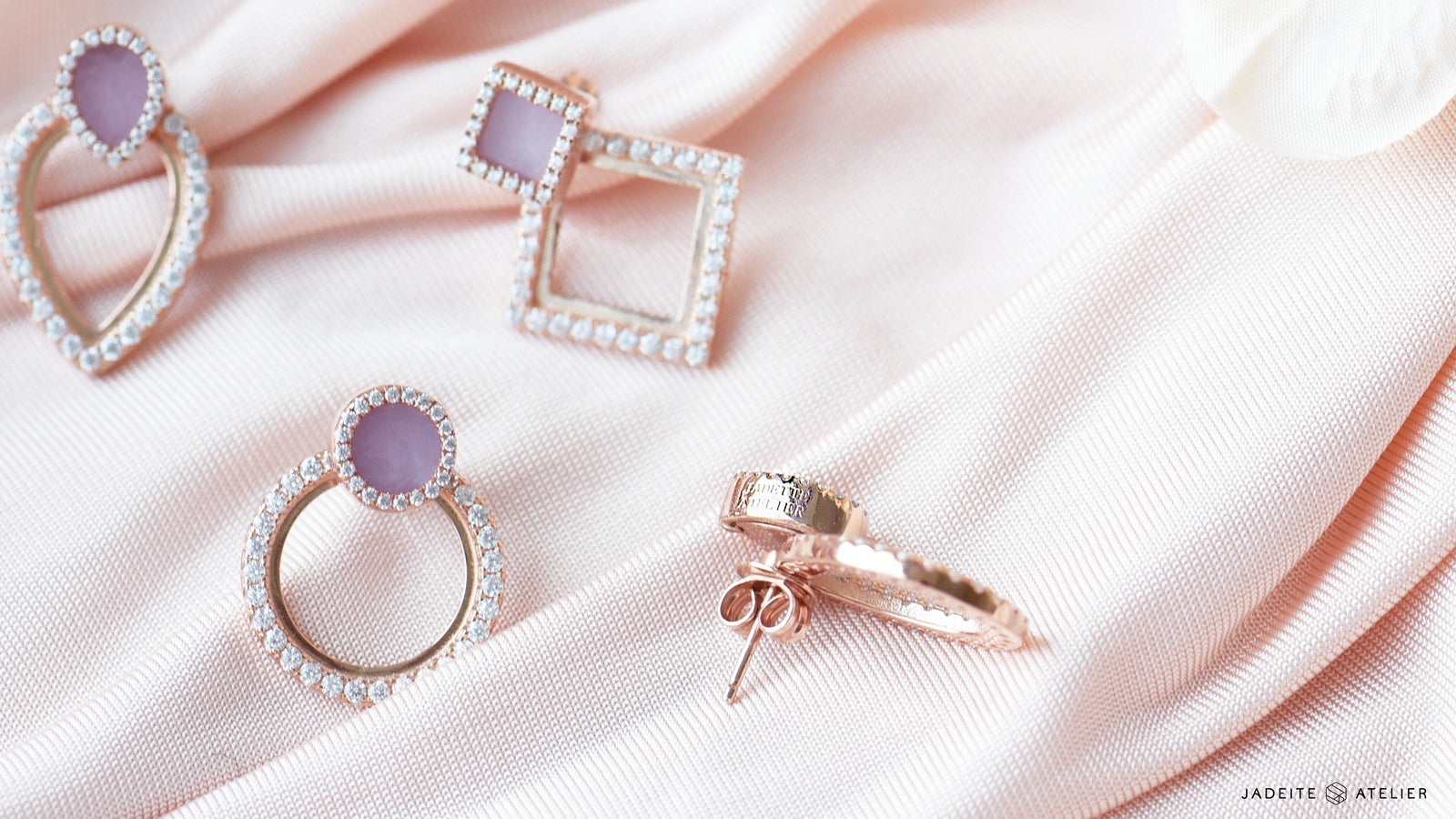 Jadeite Atelier : Lavender Jade Earrings