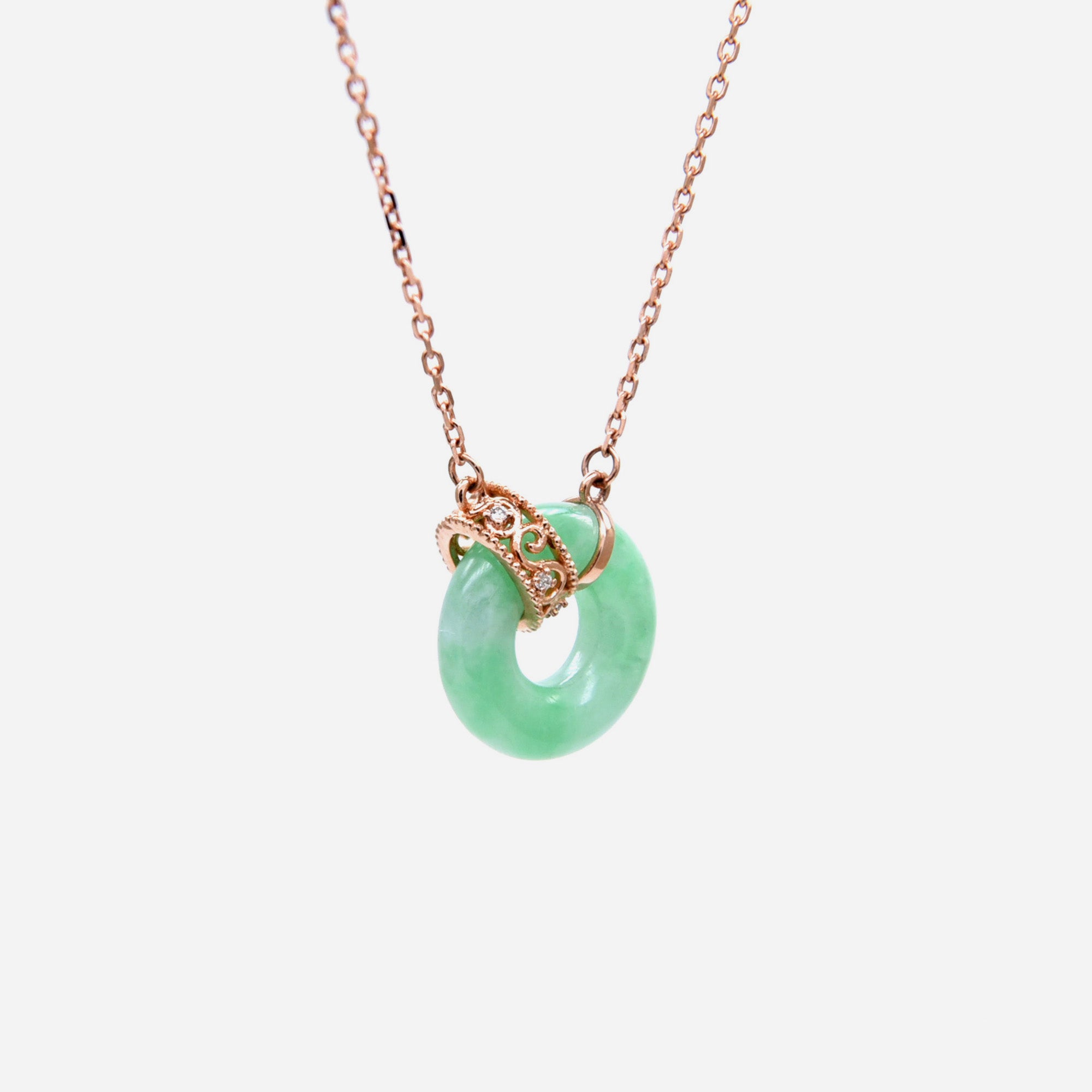 AURUM 金 18K Necklace in Apple Green Jade in Rose Gold