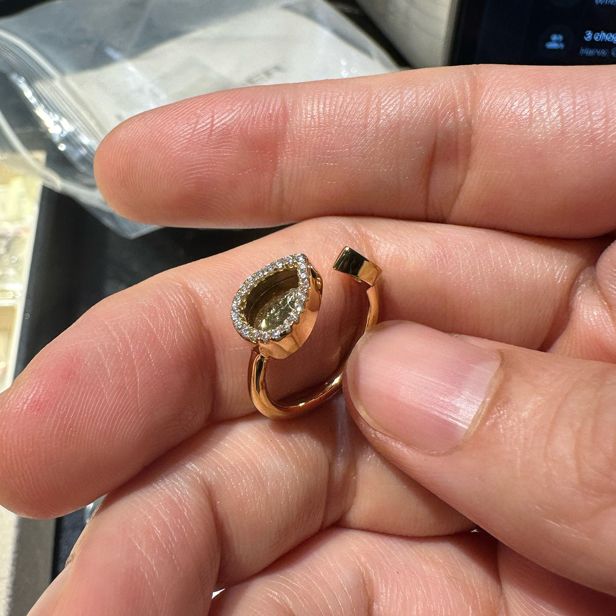 z@ Custom Order : 2025-08-05 AQUA Open Ring in Green Jade (gold finish)