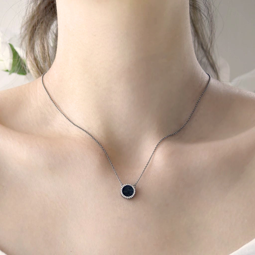 ETERNITY 緣 Necklace in Black Jade