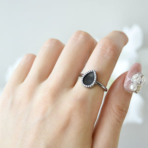 Natural black jade ring in modern style