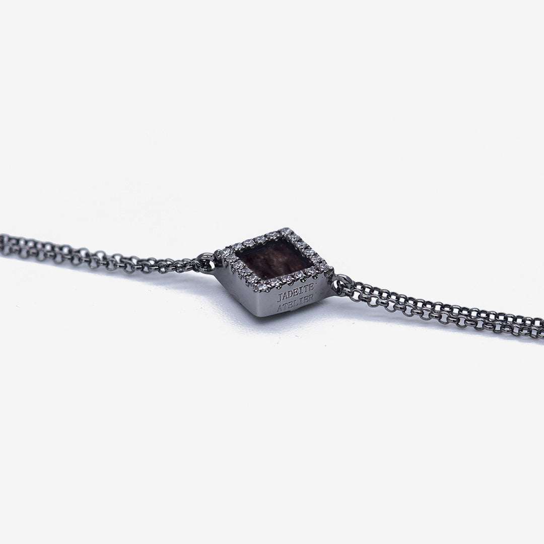 TERRA 方 Bracelet in Black Jade