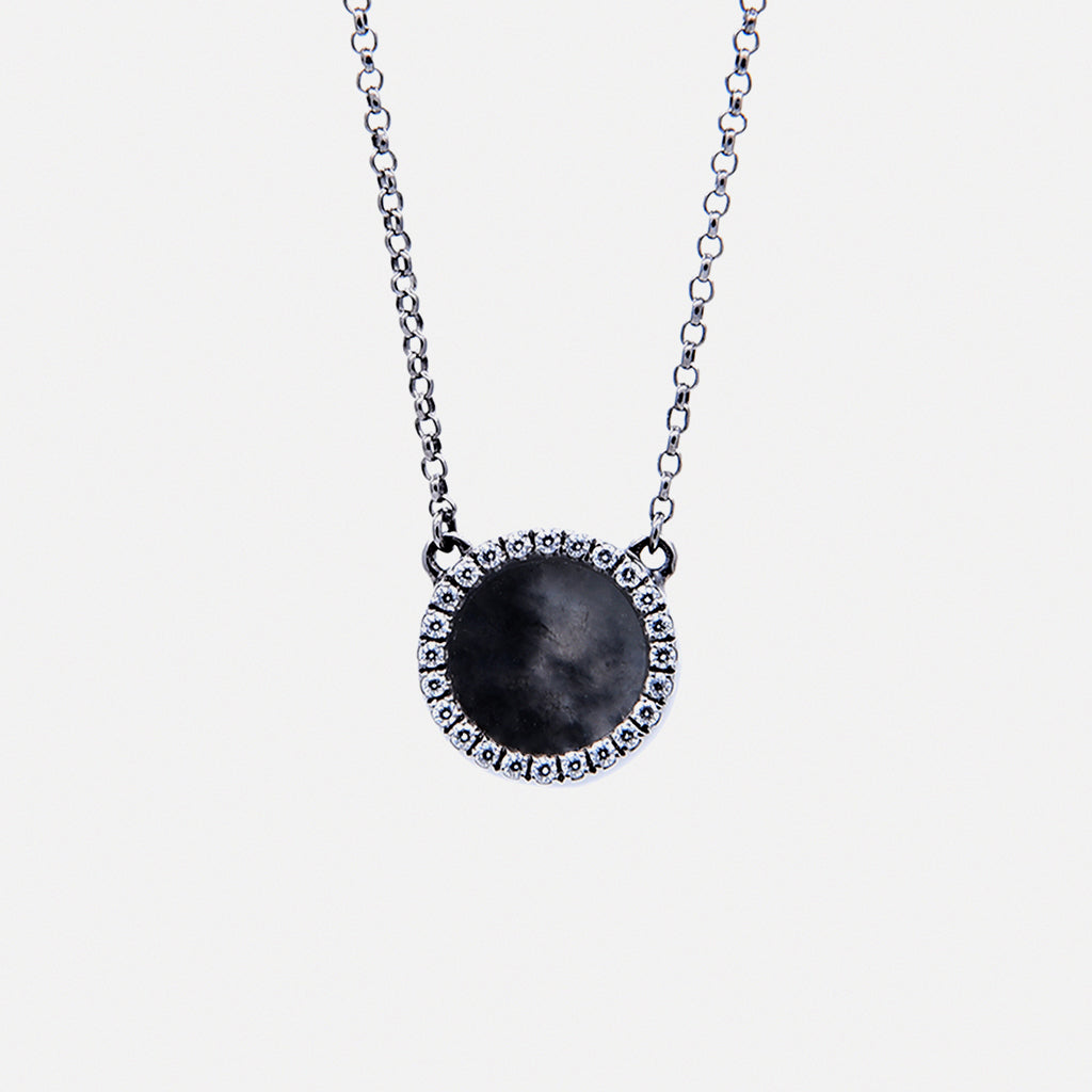 ETERNITY 緣 Necklace in Black Jade
