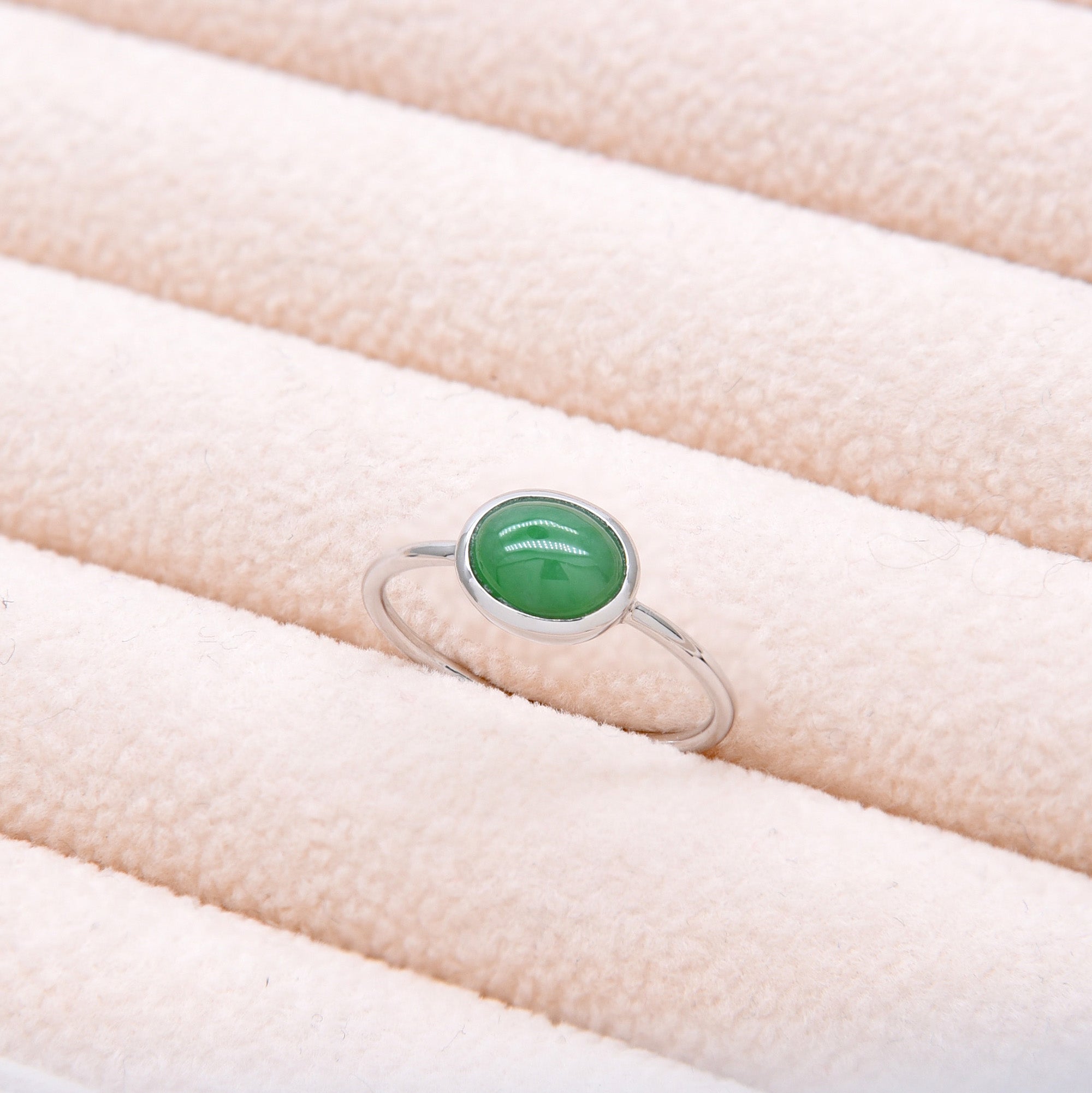 AURUM 金 18K Ring in Green Jade