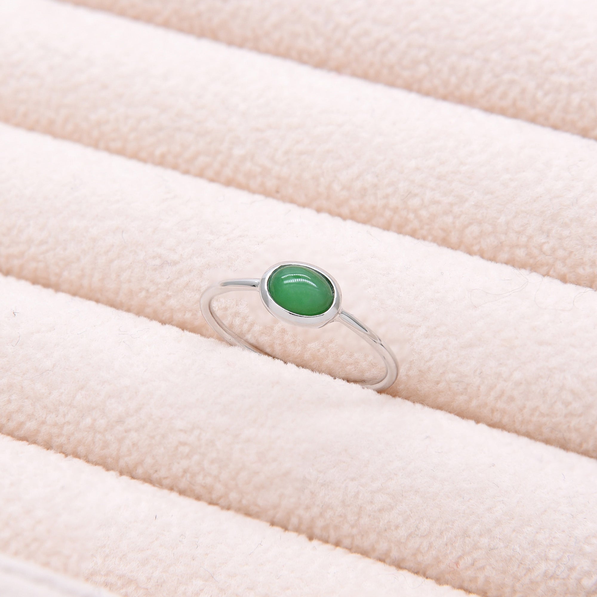 AURUM 金 18K Ring in Green Jade