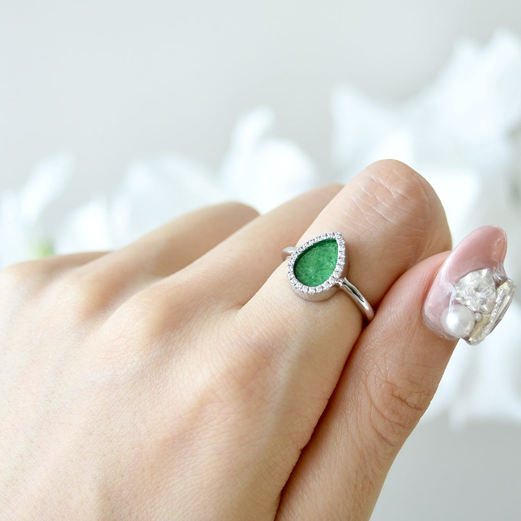 AQUA 水 Ring in Green Jade