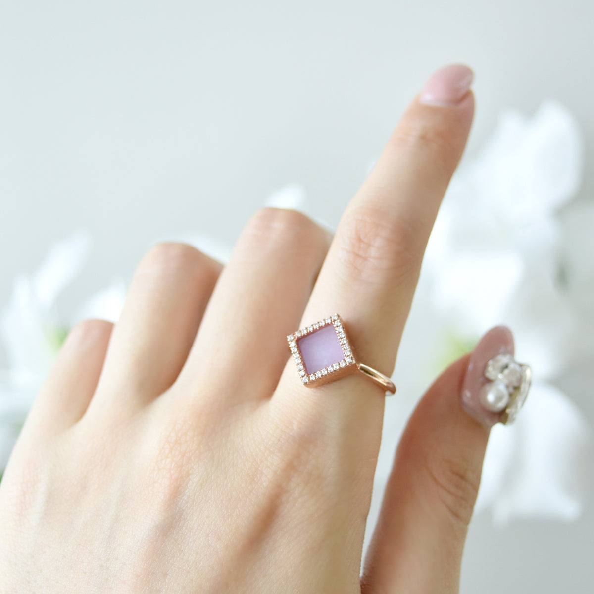 TERRA 方 Ring in Lavender Jade