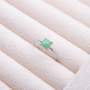 AURUM 金 18K Ring in Apple Green Jade