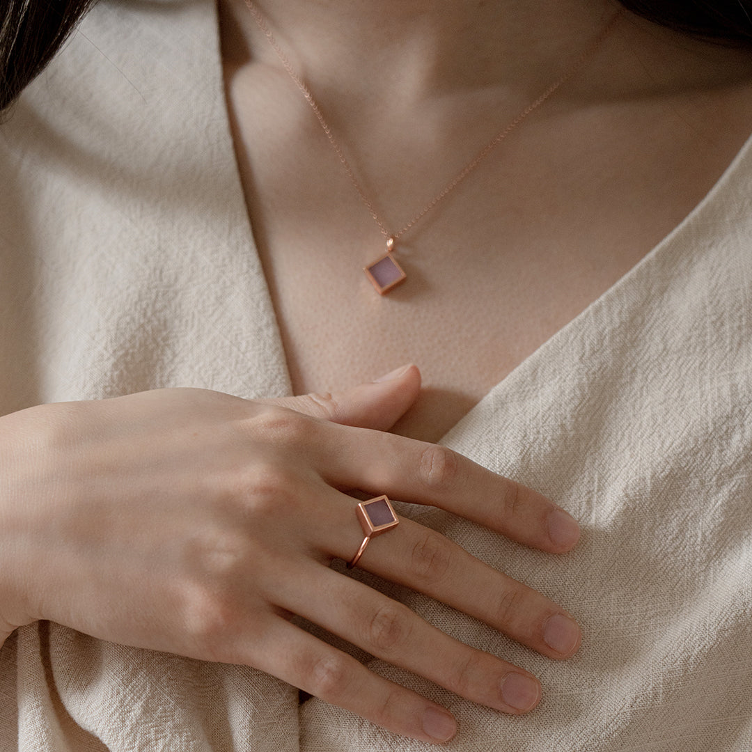 TERRA 方 Ring in Lavender Jade