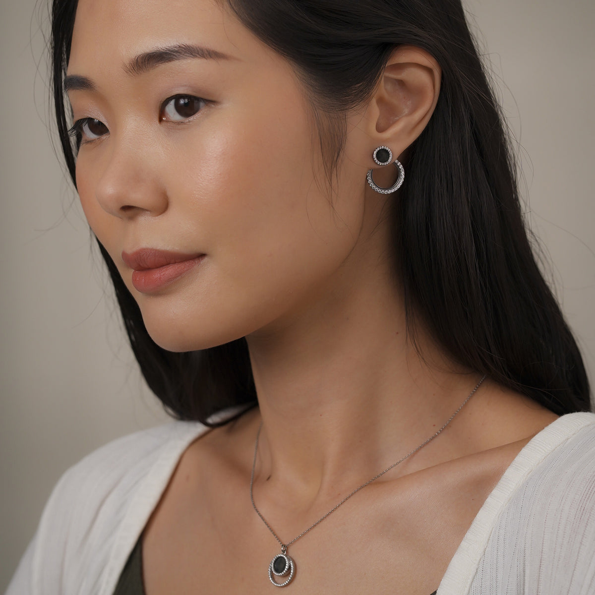 ETERNITY 緣 Earring Studs in Black Jade