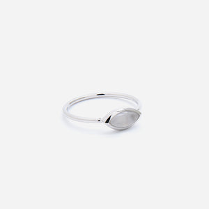AURUM 金 18K Ring in Ice White Jade