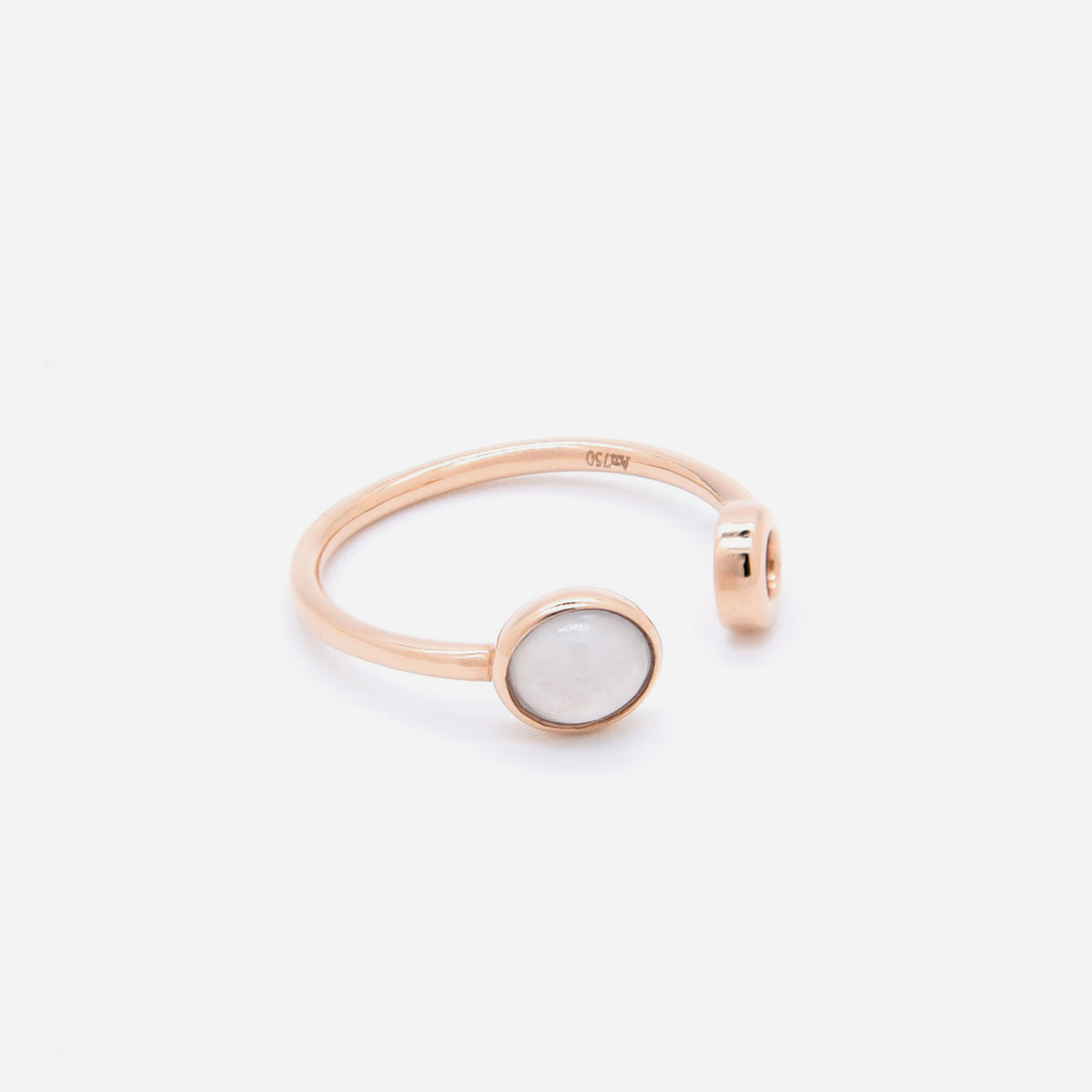 AURUM 金 18K Ring in Ice White Jade